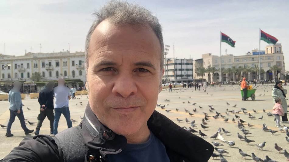 المخابرات الليبية تختطف صحافياً سويدياً..يبحث عن الإمام الصدر