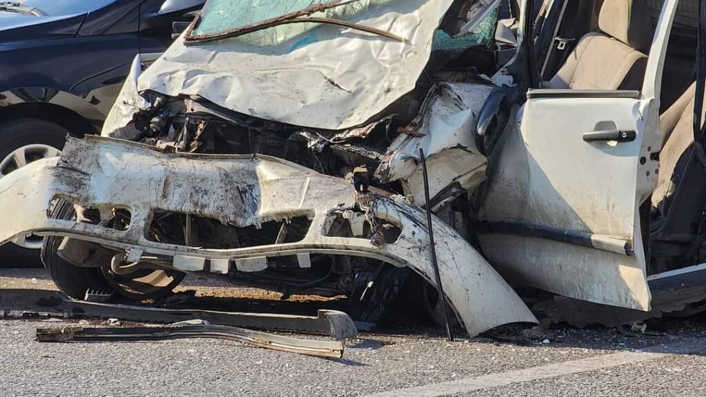 جرحى في حادث سير مروّع على طريق عام صيدا -صور
