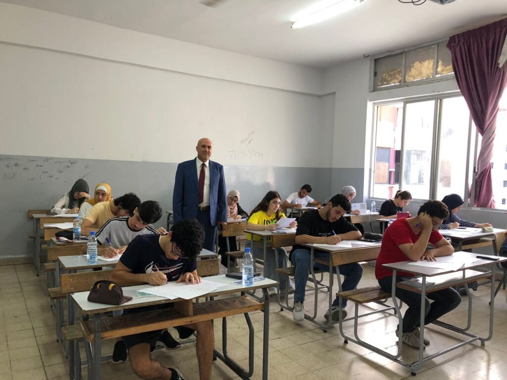 انطلاق امتحانات الشهادة الثانوية الرسمية جنوباً… صالح :أجواء الامتحانات هادئة وإيجابية