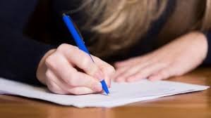 إصدار نتائج الامتحانات الرسمية المهنية.