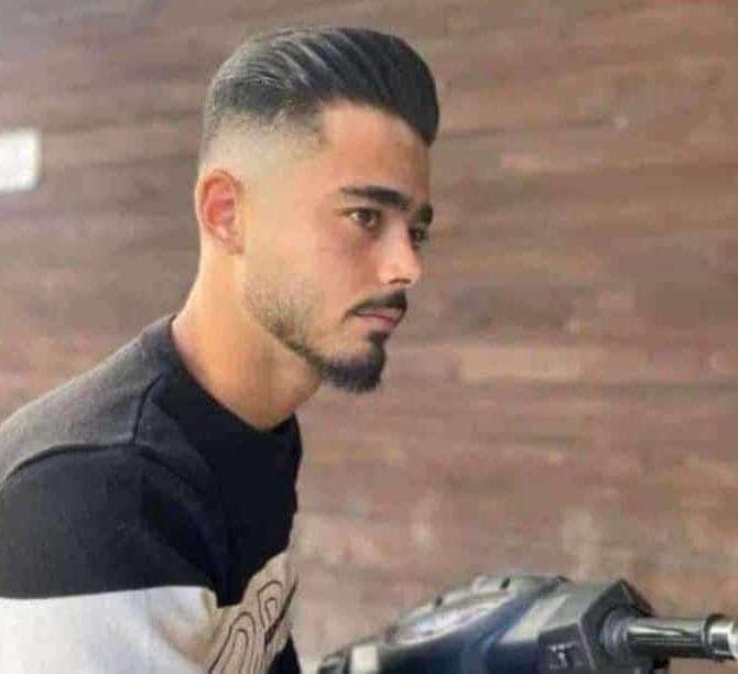 تصدى للسرقة فقُتِلَ.