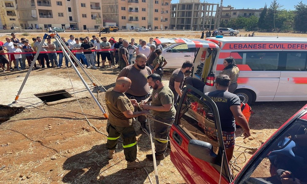 بالفيديو : انتشال جثة طفل من بئر لتخزين المياه!