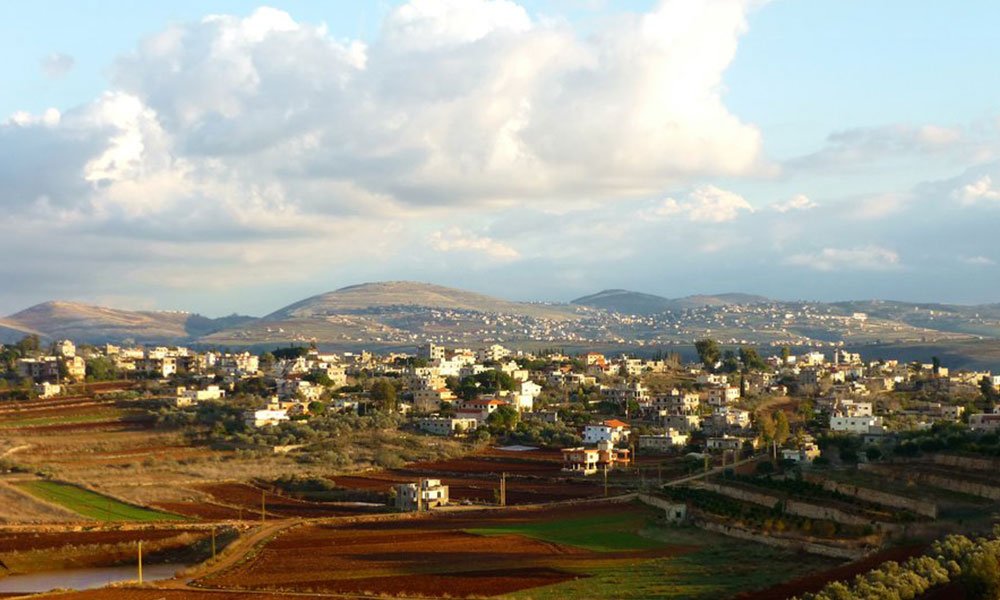 “كارثة بيئية وصحية” في زوطر الشرقية