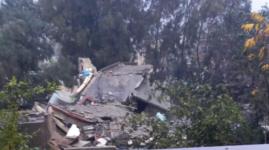 غارة جوية تستهدف منزلا في كفركلا وتدمره بالكامل