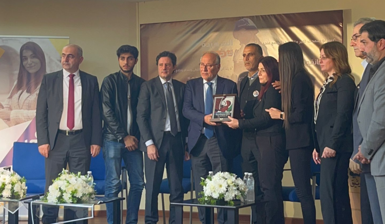 لبنان | تكريم فرح عمر في كلية الاعلام