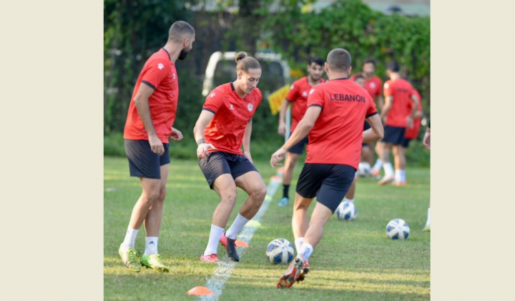 اكتمال صفوف منتخب لبنان لكرة القدم ووجه جديد ينضم الى التمارين