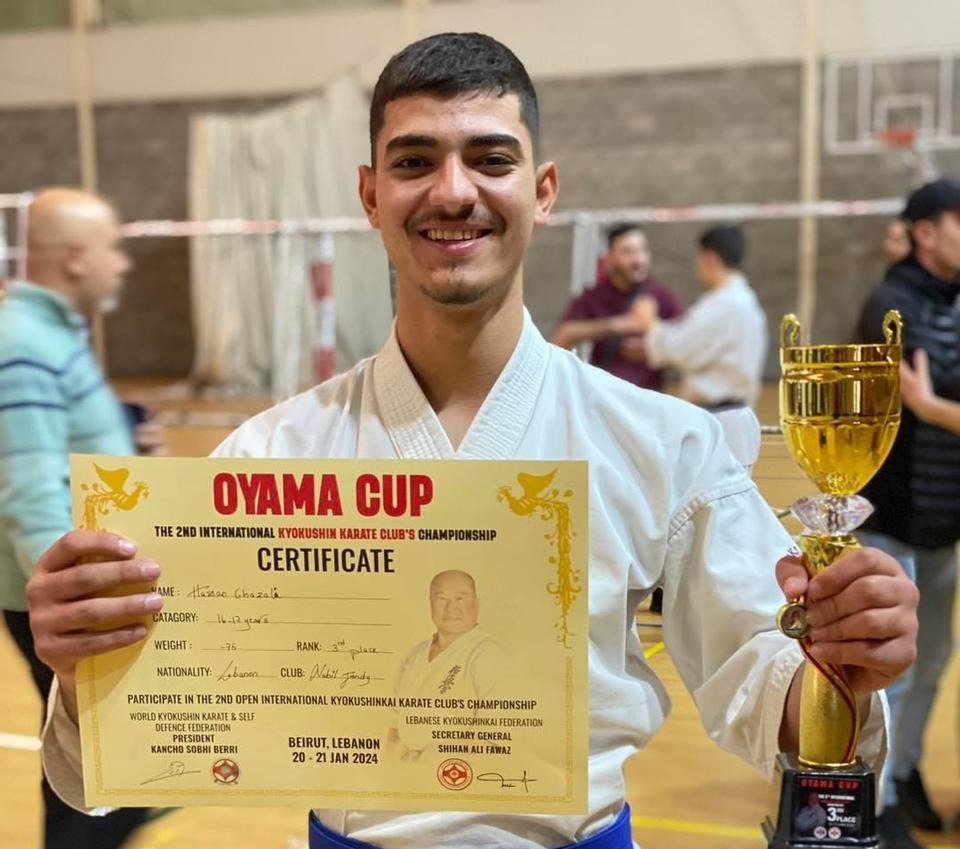 اللاعب حسن هاني غزالة يحرز المركز الثالث في بطولة اوياما الدولية