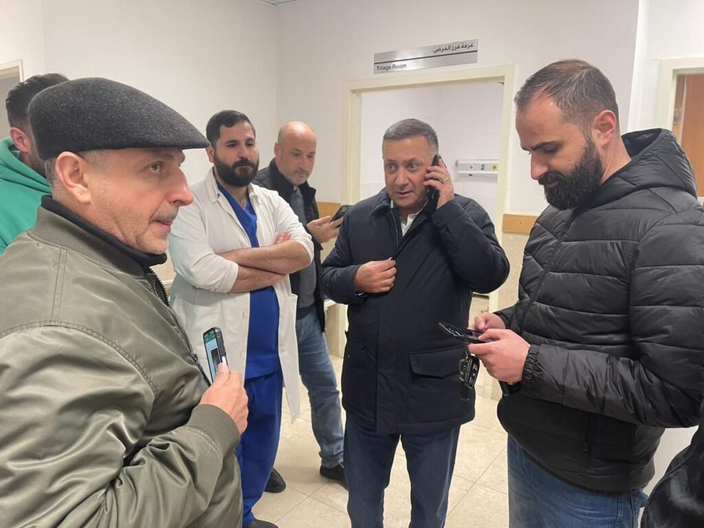 النائب ناصر جابر زار مستشفى النبطية الحكومي متفقدا اوضاع الجرحى