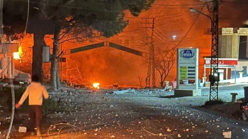 استشهاد مدنييْن اثنيْن وإصابة آخرين في غارة استهدفت مبنًى سكنيًا على طريق كفرا – صدّيقين