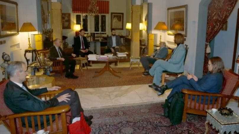 جنبلاط عرض ووزير الدولة الألماني المستجدات