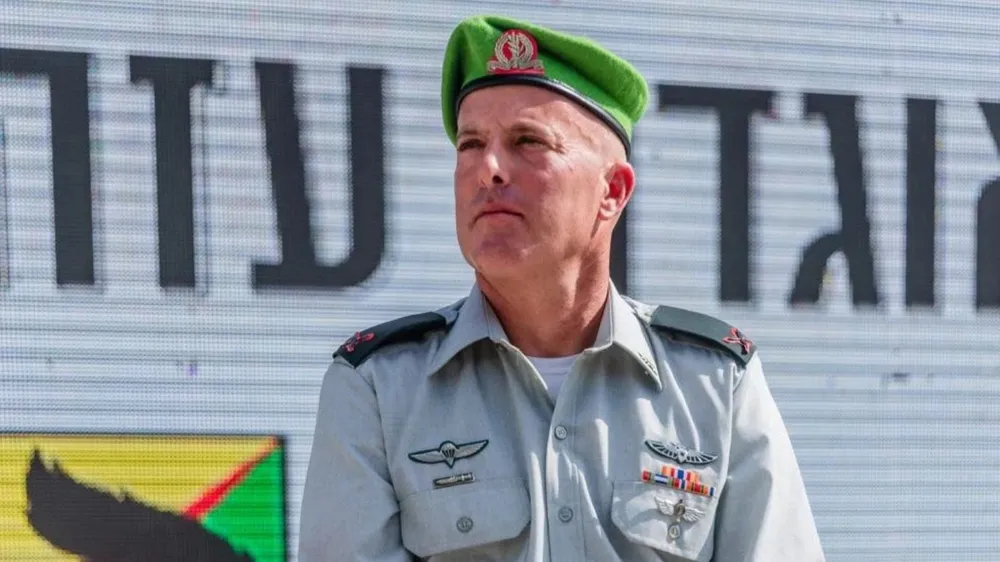 قائد فرقة غزة في الجيش الإسرائيلي يستقيل من منصبه:”فشلت بمهمة حياتي للدفاع عن الغلاف”