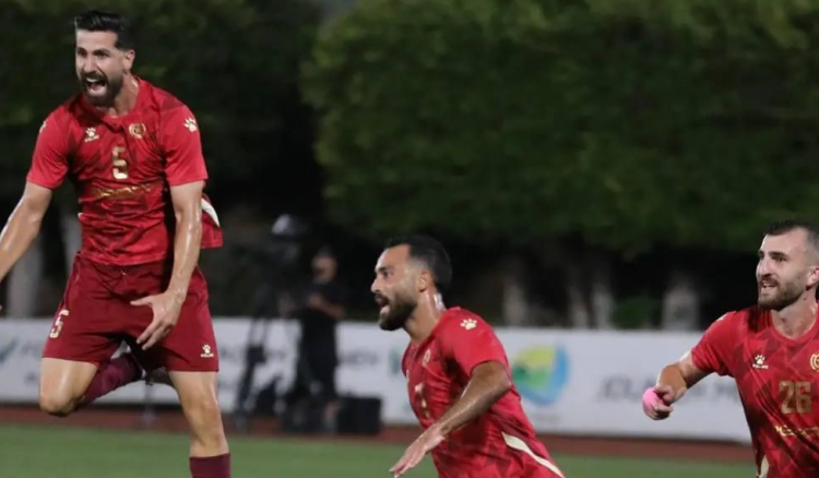 “النجمة” يحرز بطولة لبنان في كرة القدم بفوزه على “الأنصار” 2 – 1