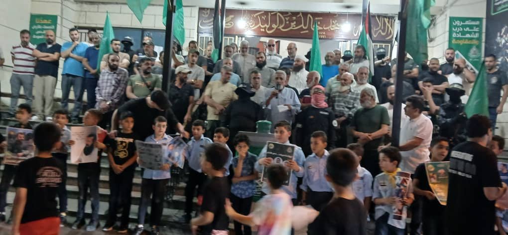 وقفة تضامنية لـ” حماس” في عين الحلوة