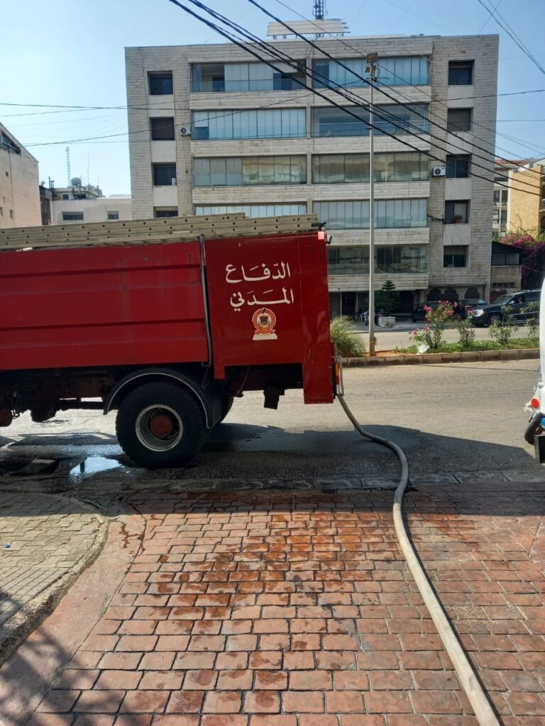 بالصور – إحتراق مولد كهرباء وسيارة ودراجة ناريّة!