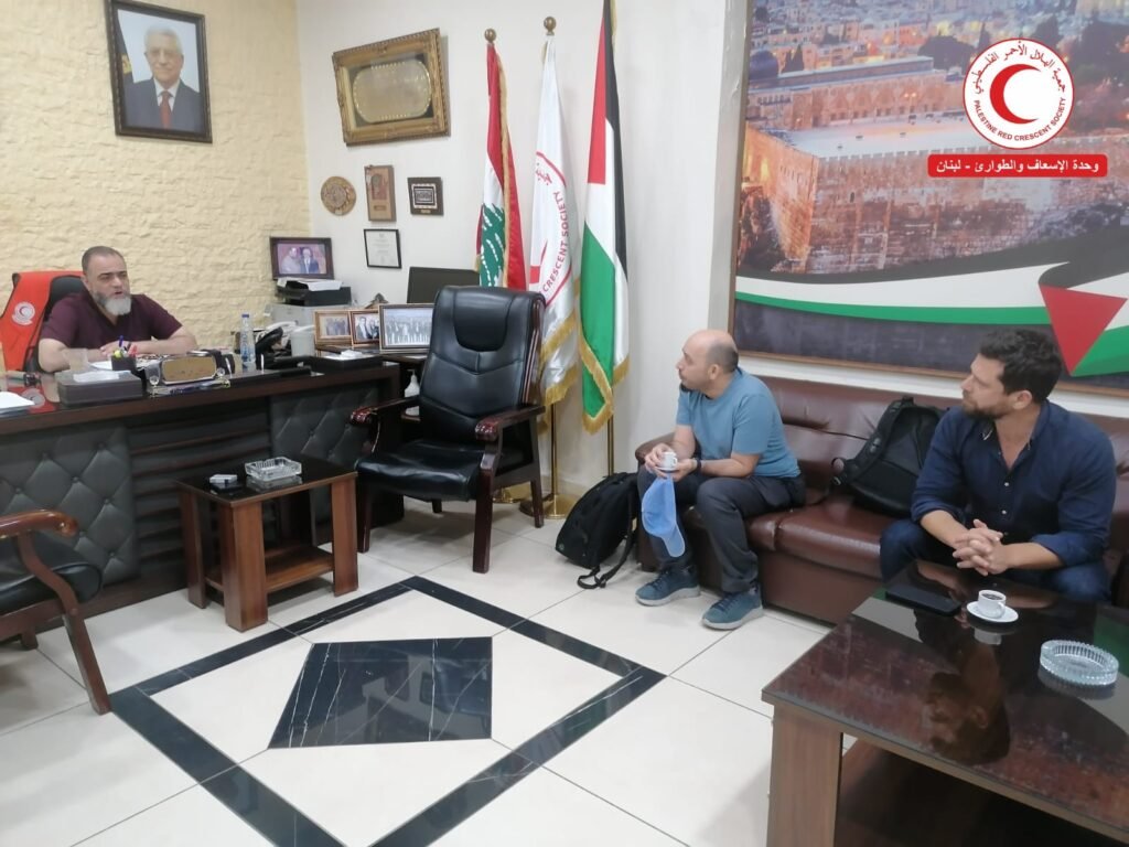 ابو العينين يستقبل وفد أطباء بلا حدود في مستشفى الهمشري لتعزيز التعاون المشترك