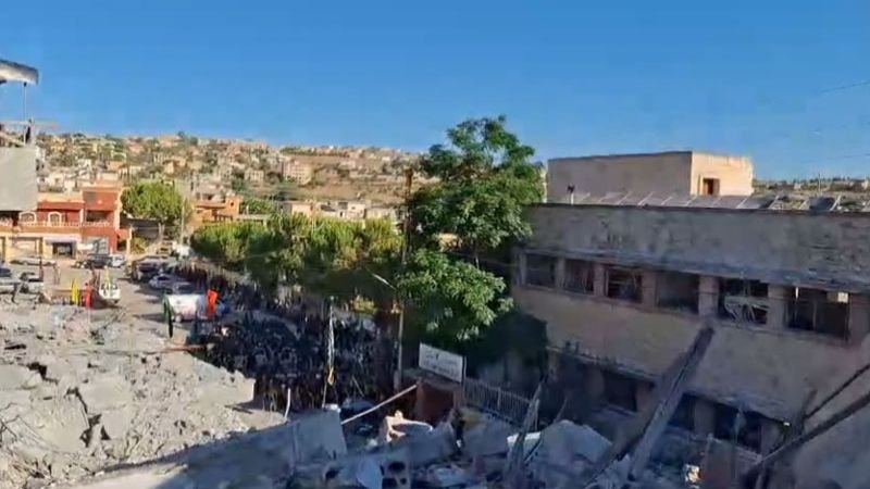 فيديو | عيترون في مشهد من مشاهد التحدي والصمود