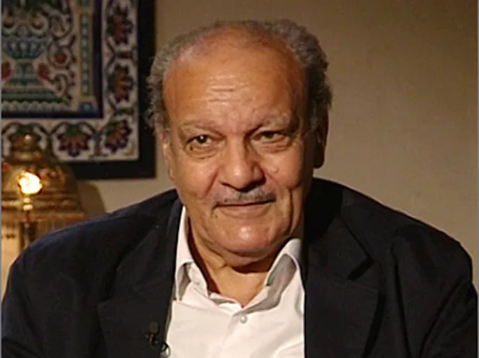 عن المفكرالدكتور طارق البشري وتجربته الفكرية والسياسية والاجتماعية والحضارية / لمى عطوي