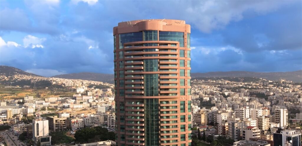 لهذا السبب.. إغلاق فندق ”الحبتور“!