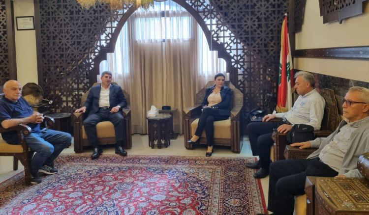 الترك بحثت مع وفد من حركة “أمل” في اوضاع النازحين جنوباً وسبل مساندتهم