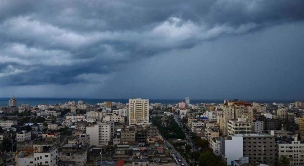 تقلبات جوية واحتمال تساقط أمطار في الـ”weekend”!