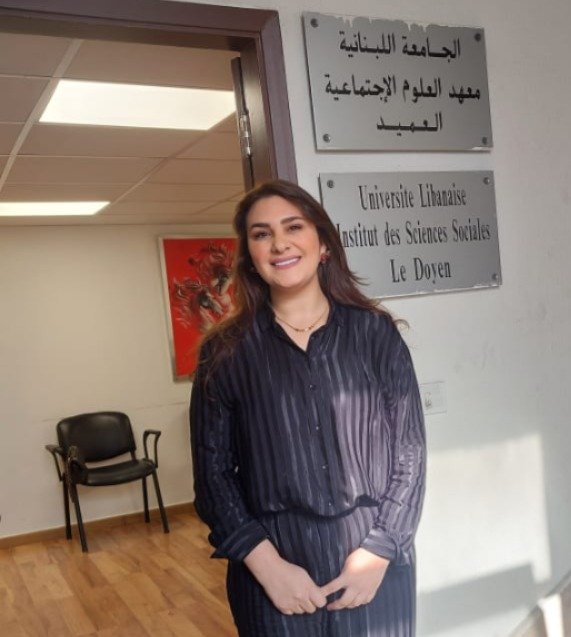 ماجستير في العلوم الإجتماعية للسيدة هديل يوسف الزين بدرجة جيد جدا