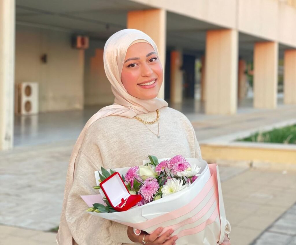 ماجستير في البيولوجي للطالبة ديما عبيد من الجامعة اللبنانية بدرجة جيد جدا