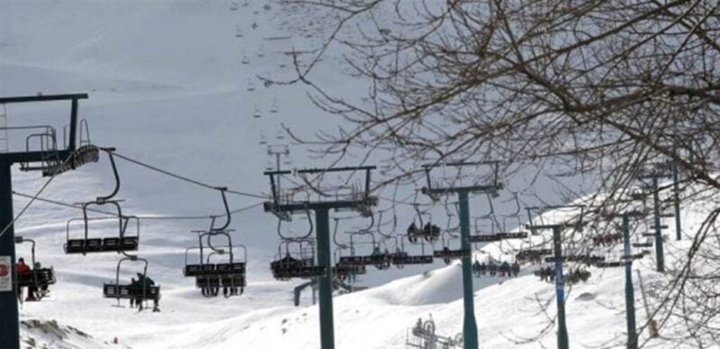 قٌبيل إفتتاح موسم التزلّج.. إرشادات لـ بلدية كفردبيان!
