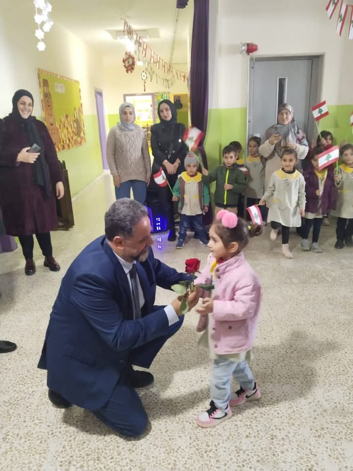 في اليوم العالمي للتربية، للعماد ألف تحية./ نادين خزعل