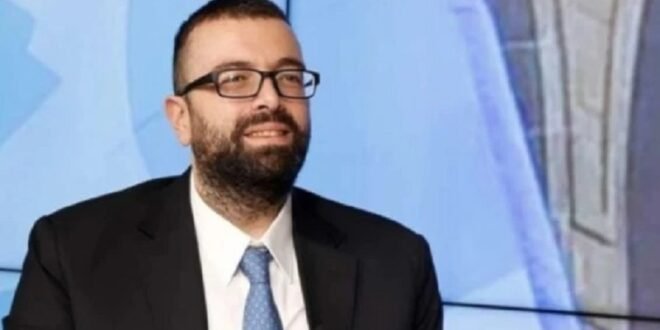 أحمد الحريري يستنهض “القواعد الزرقاء”: عائدون إلى موقعنا الطبيعي!
