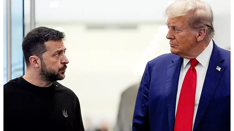 ترامب يهدد زيلينسكي: “تراجعك عن اتفاق المعادن سيجلب لك مشاكل كبيرة جدًا!