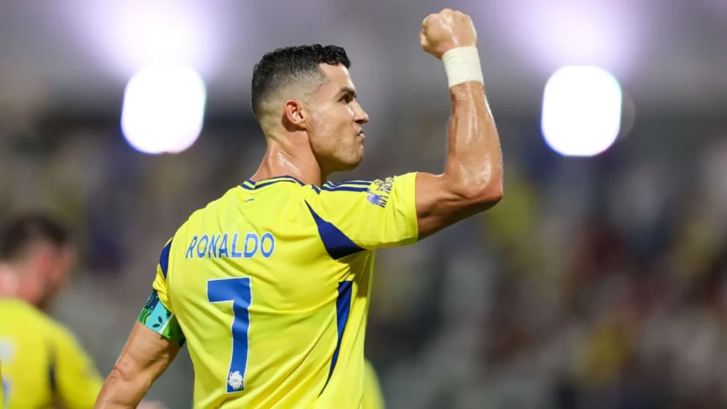 ”رونالدو“: أنا أفضل لاعب في التاريخ!