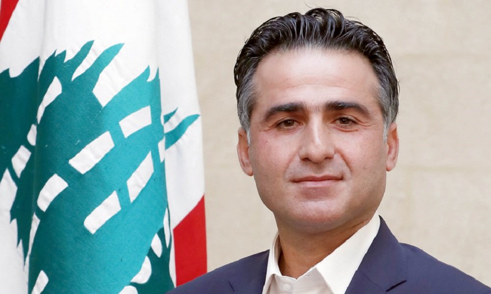 ”حمية“ تابع عمل مراكز جرف الثلوج وفتح الطرق!