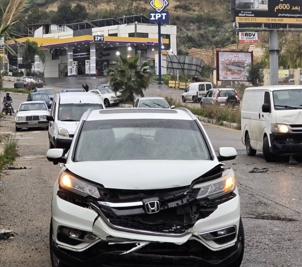 حادث سير على طريق مصيلح – الزهراني بسبب الأمطار الغزيرة