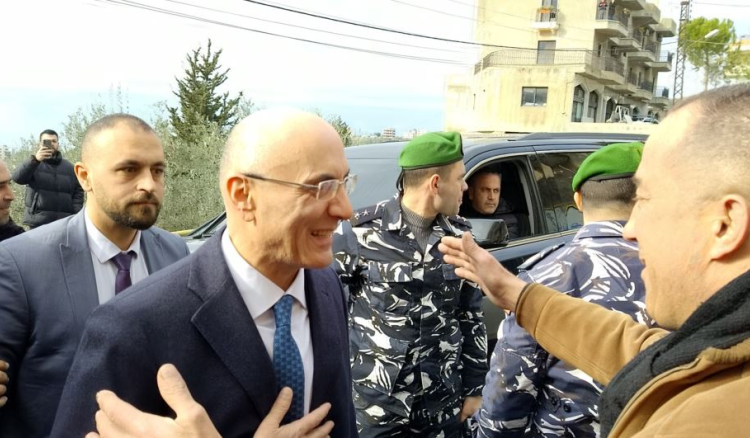 استقبال حاشد لوزير الداخلية احمد الحجار في بلدته شحيم