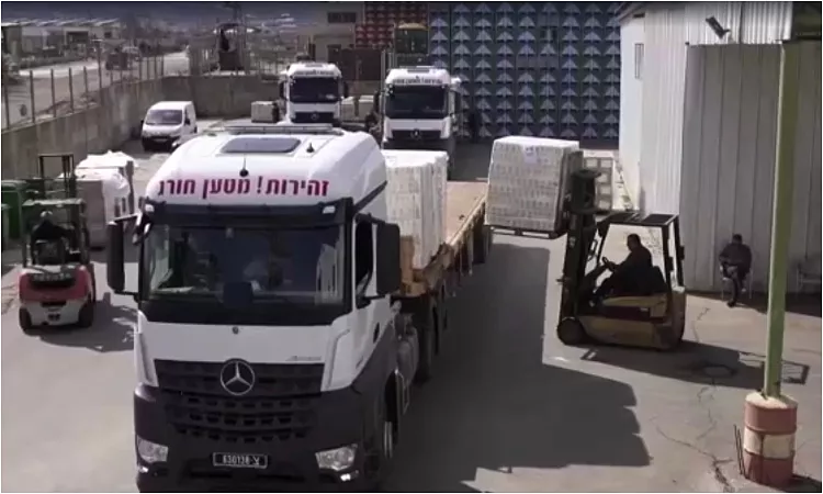 إسرائيل ترسل 10 آلاف طرد من المساعدات الغذائية للدروز في سوريا