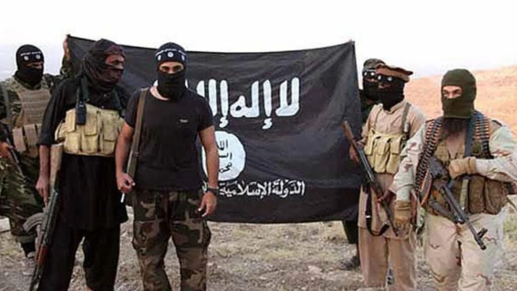 “داعش” يعلن استهداف مقاتلين أكراد في دير الزور!