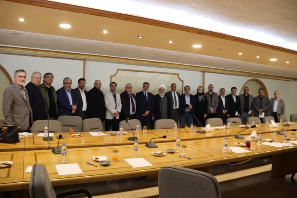 العلامة الخطيب بحث مع وفد “اللقاء الوطني الاعلامي” في التطورات في لبنان والمنطقة