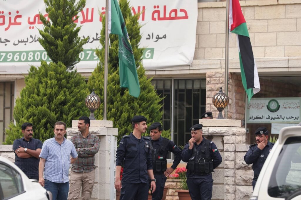 هل يكون حظر الإخوان المسلمين… بداية “الوطن البديل”؟/ د. نسيب حطيط