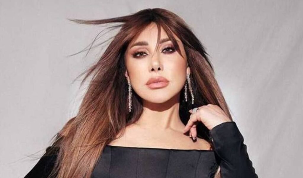 في يوم عيد العمال.. تعرّفوا إلى مهن الفنانين الحقيقية قبل الشهرة!
