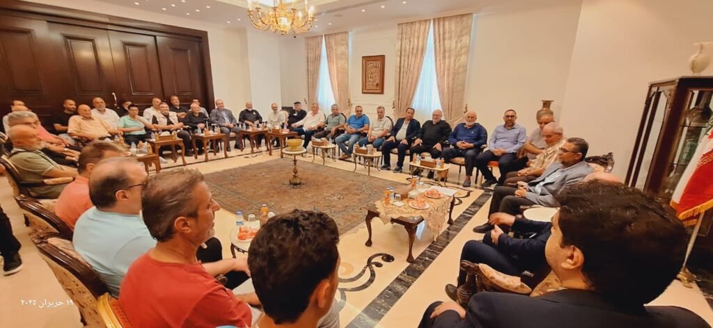 السفارة الإيرانية واصلت استقبال الوفود المتضامنة مع الجمهورية الاسلامية في مواجهة العدوان الاسرائيلي