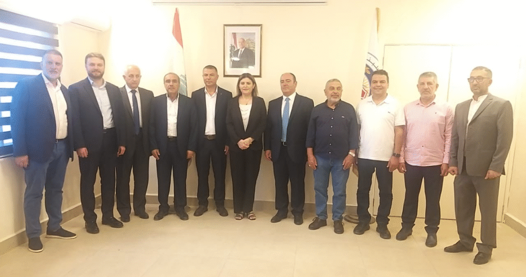 انتخاب رئيس اتحاد بلديات اقليم التفاح ونائبه