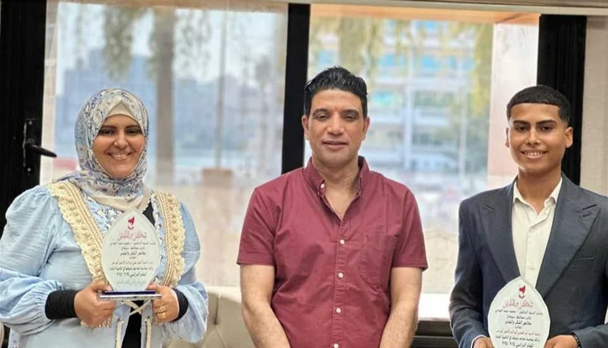 قصّة نجاح في صعيد مصر.. أم تتفوّق على ٳبنها في الثانوية العامة!