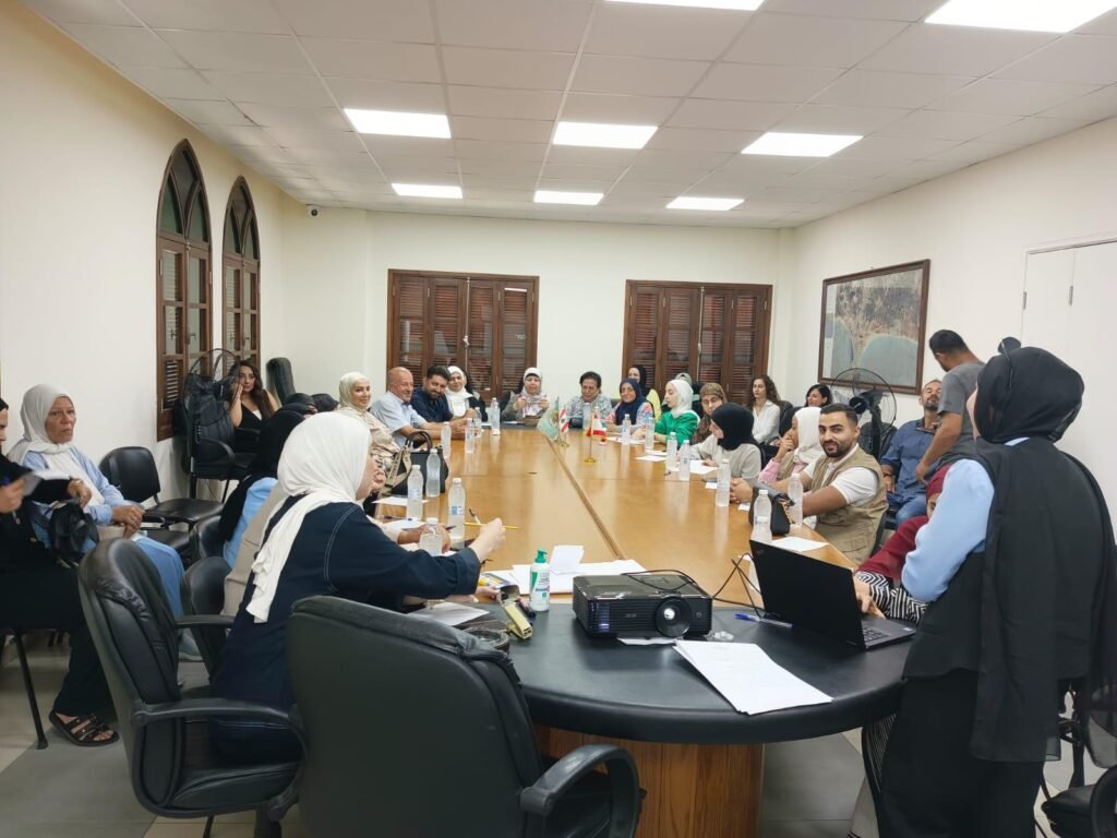 ندوة حول “غياب الدور الرقابي للأهل” في بلدية صور