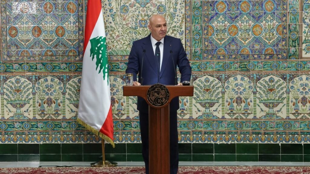 الرئيس عون يشيد بعلاقات لبنان والجزائر: نفتح قلوبنا لكل دعم عربي!