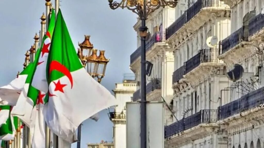 الجزائر تعيد ربط بيروت جواً وتتعهد بدعم إعادة الإعمار والإعلام اللبناني!