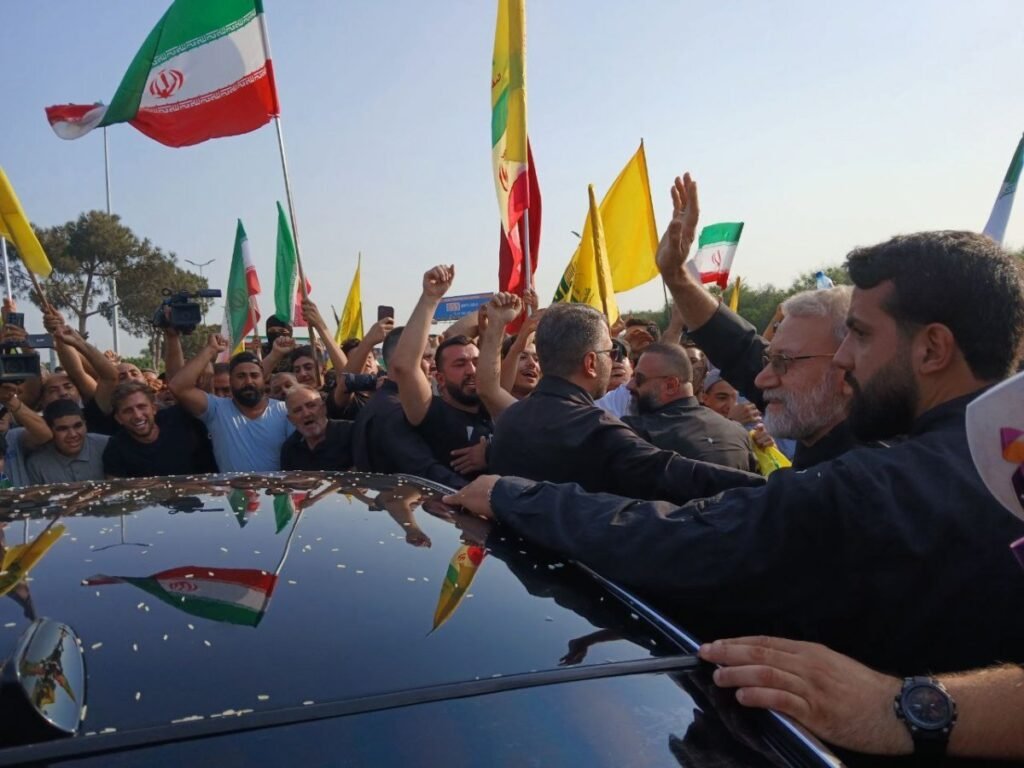 بـ”الأرز والورود”.. بالفيديو ـ مشهدٌ شعبي حافل واكب لاريجاني في بيروت!