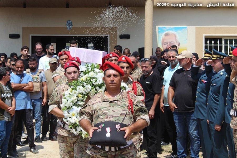 قيادة الجيش شيعت شهداءها الخمسة