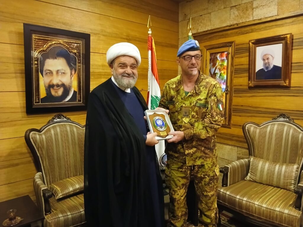 العلّامة عبدالله يستقبل قائد القطاع الغربي في اليونيفيل: نتمنى تجديدًا طبيعيًا للقوات الدولية