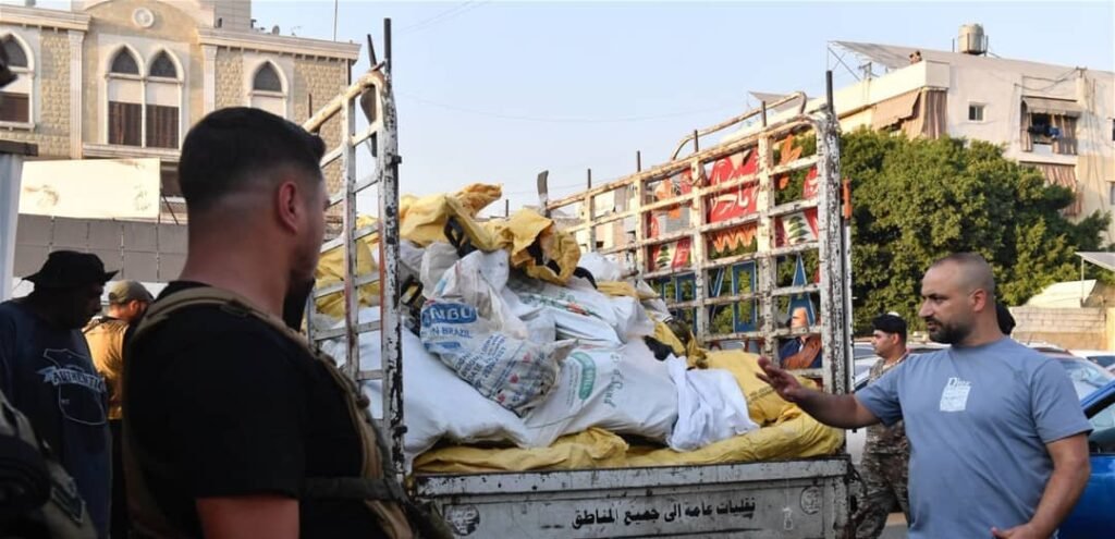 في برج البراجنة… 200$ مقابل نقل شُحنة الٲسلحة الفلسطينية!