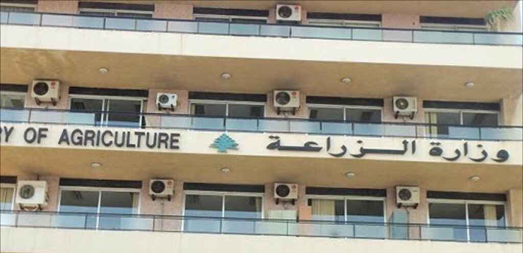 “الزراعة” توقّع اتفاق تعاون لدعم المزارعين